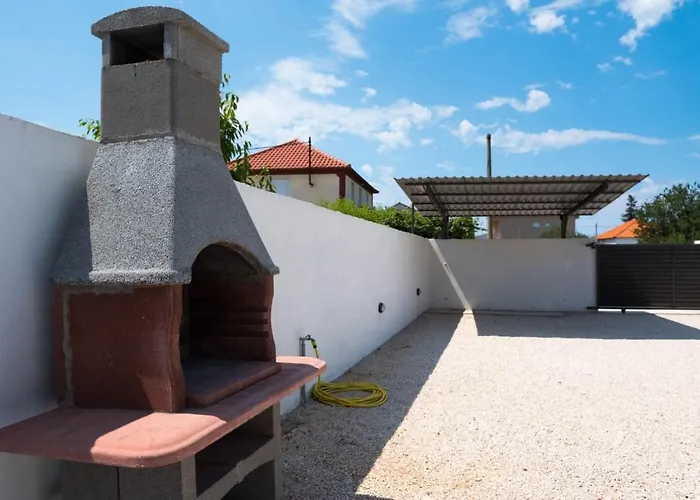 Family Friendly House With A Swimming Pool Sukosan, Zadar - 19564